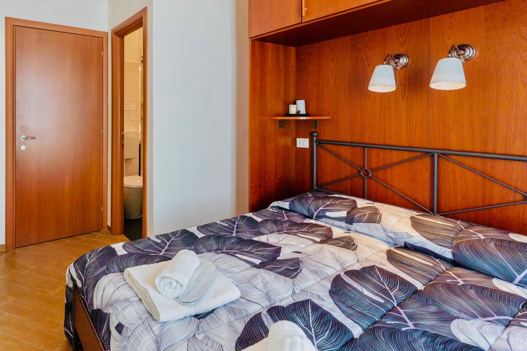 Miclad Colosseum Guest House Rzym Zewnętrze zdjęcie
